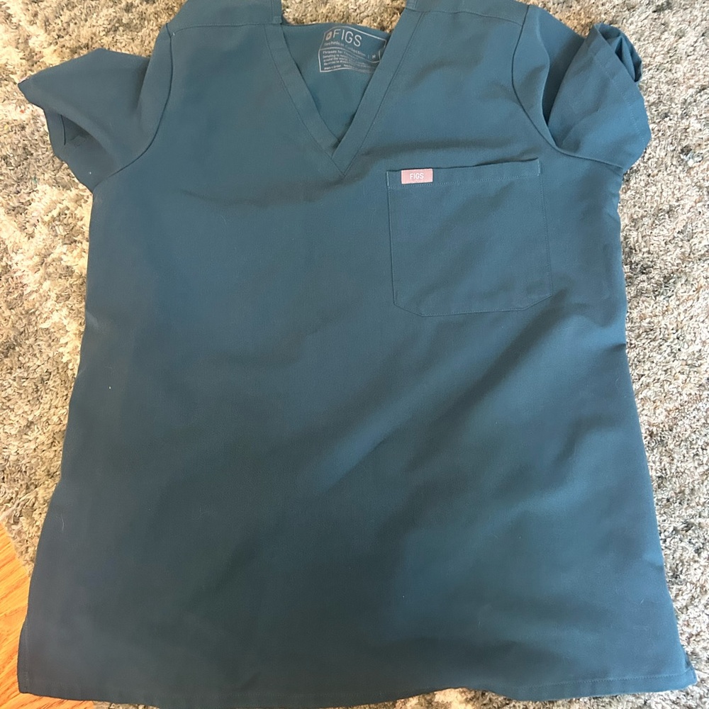 FIGS Catarina V-Neck Top in caribbean blue